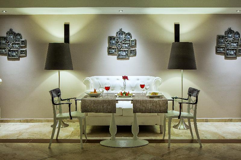 Core Hotel Polychrono