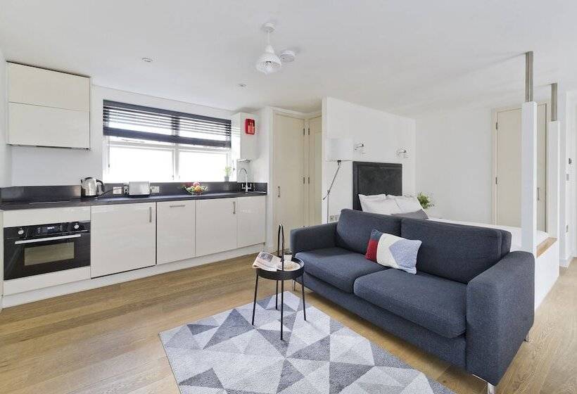 Crane Court By City2stay