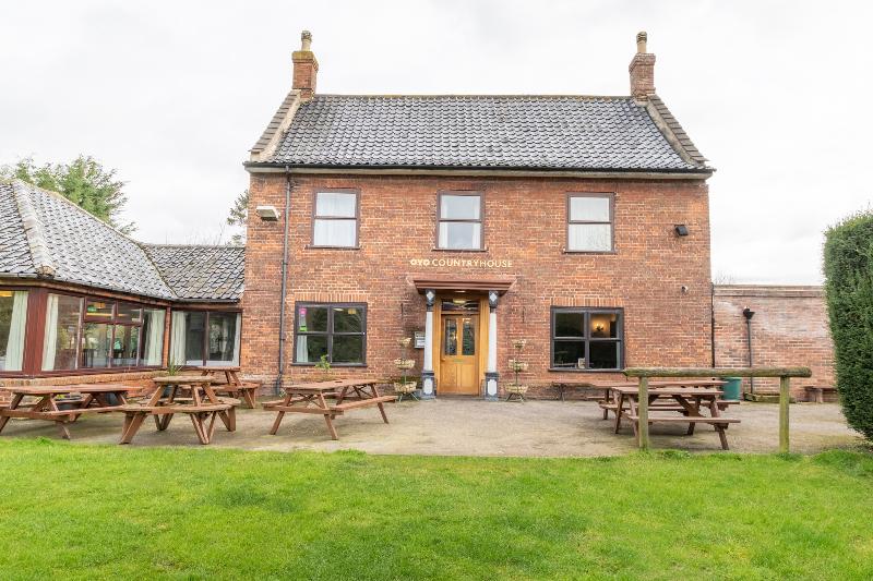 Elm Farm Country House