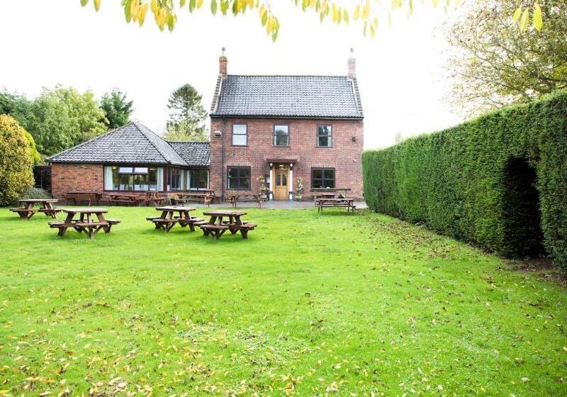 Elm Farm Country House