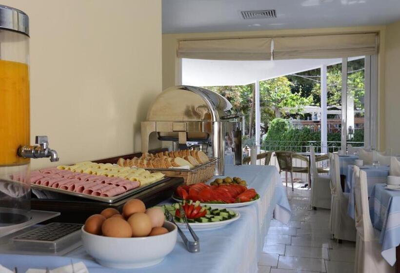 בית מלון כפרי Aktaion