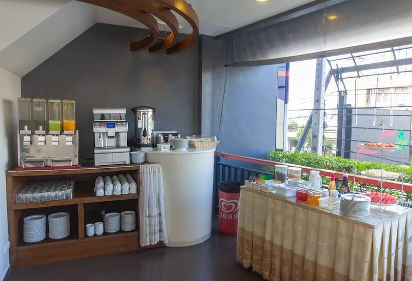 Baan Nilrath Hotel Sha Extra Plus