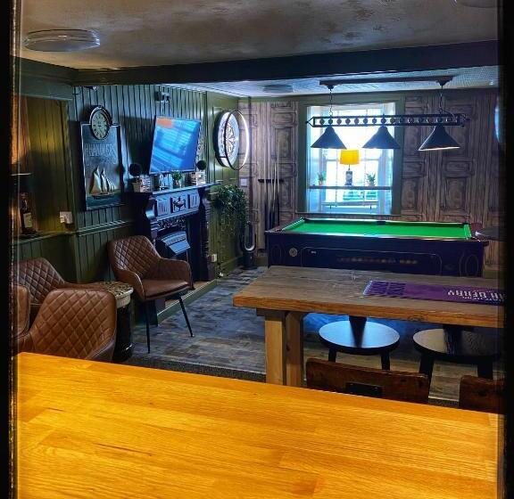 فندق The Blackhorse Accommodation