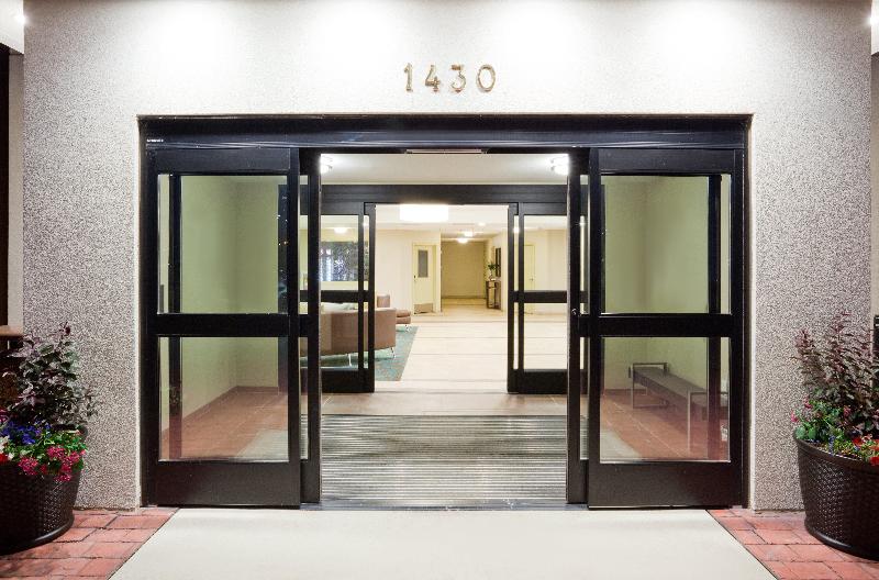 Отель Candlewood Suites Dickinson, An Ihg