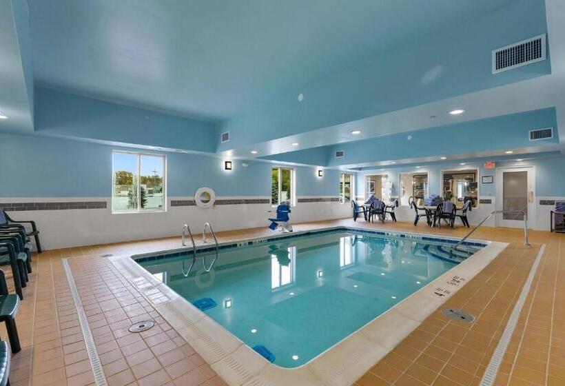 호텔 Candlewood Suites Erie, An Ihg