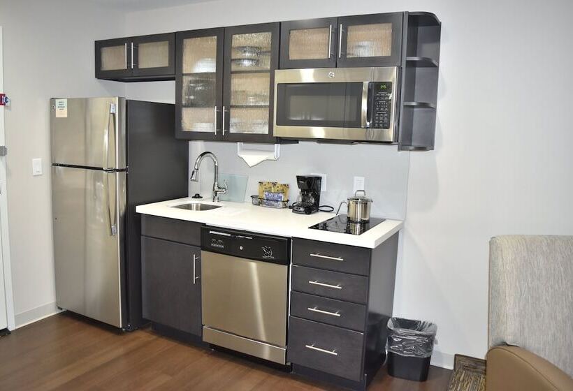 فندق Candlewood Suites Independence, An Ihg