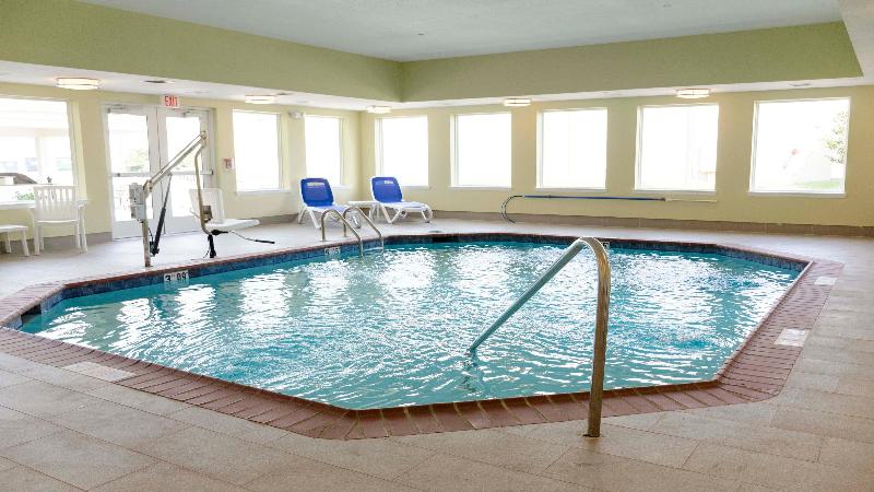 בית מלון כפרי Candlewood Suites Memphis   Southaven By Ihg