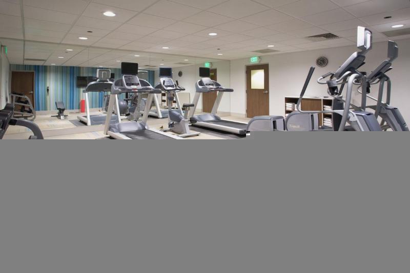 בית מלון כפרי Candlewood Suites Memphis   Southaven By Ihg