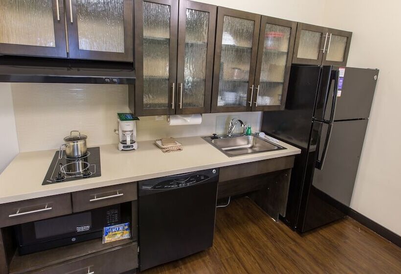 בית מלון כפרי Candlewood Suites Overland Park W 135th St, An Ihg