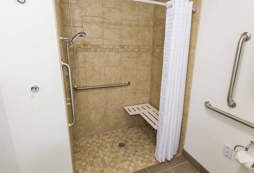 בית מלון כפרי Candlewood Suites Overland Park W 135th St, An Ihg