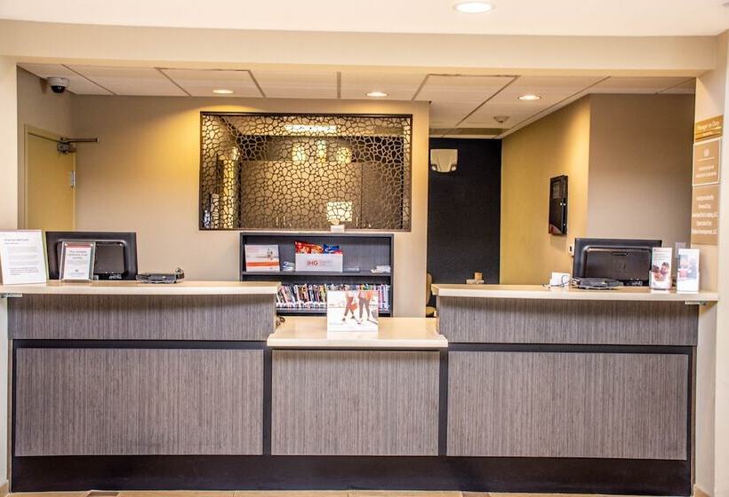 בית מלון כפרי Candlewood Suites Overland Park W 135th St, An Ihg