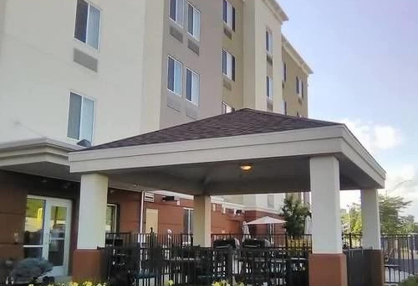 בית מלון כפרי Candlewood Suites St Clairsville Wheeling Area, An Ihg
