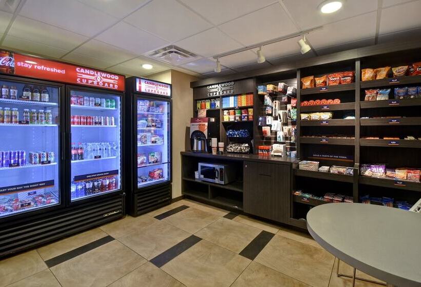 בית מלון כפרי Candlewood Suites St Clairsville Wheeling Area, An Ihg