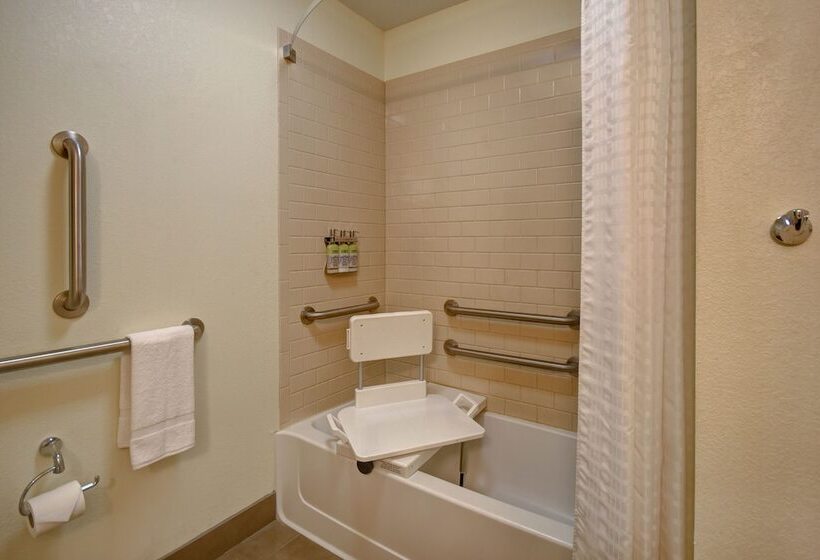 בית מלון כפרי Candlewood Suites St Clairsville Wheeling Area, An Ihg