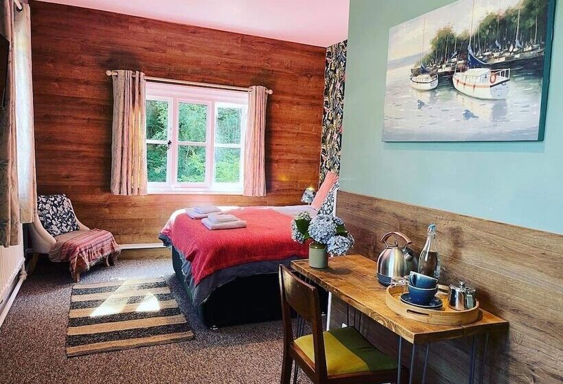 בית מלון כפרי Cottage Inn