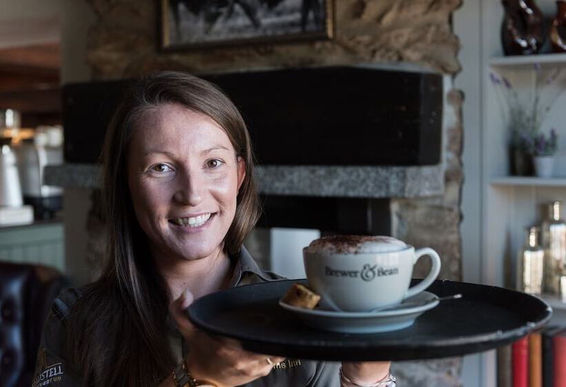 فندق County Arms