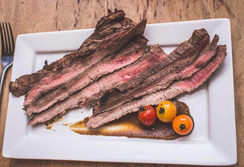 호텔 The Dog In A Doublet