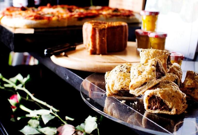 호텔 The Dog In A Doublet