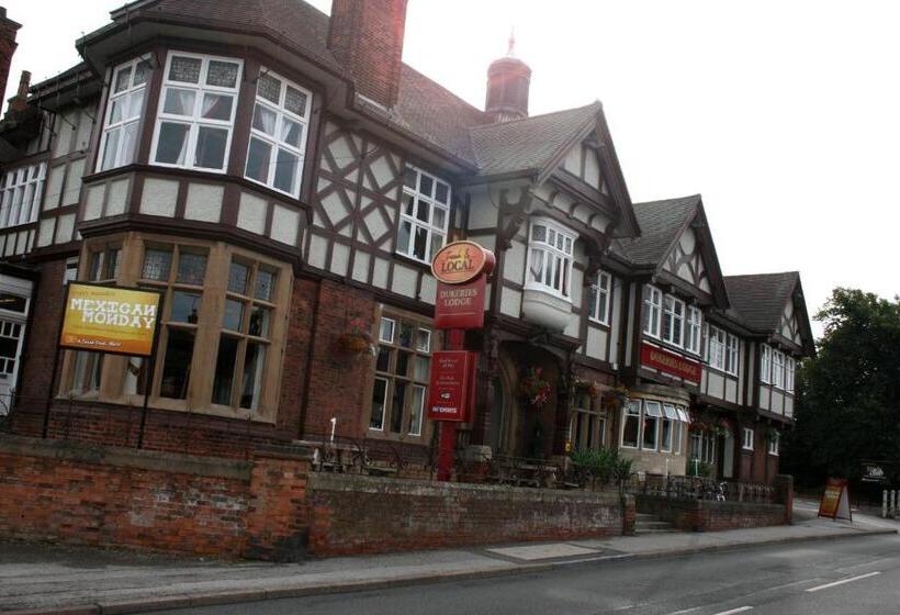 ホテル The Dukeries Lodge, Edwinstowe, Nottinghamshire