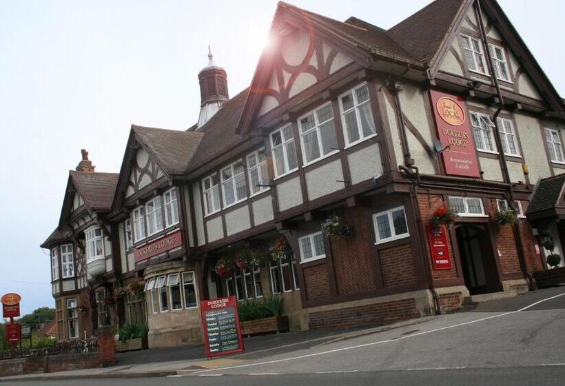 ホテル The Dukeries Lodge, Edwinstowe, Nottinghamshire