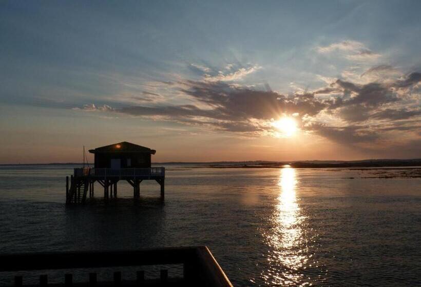 Отель Etche Ona