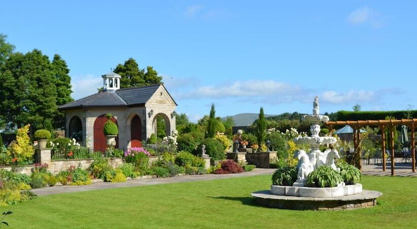 Отель Ferraris Country House