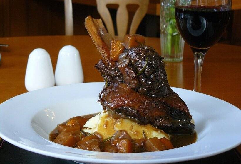 Отель Ferraris Country House