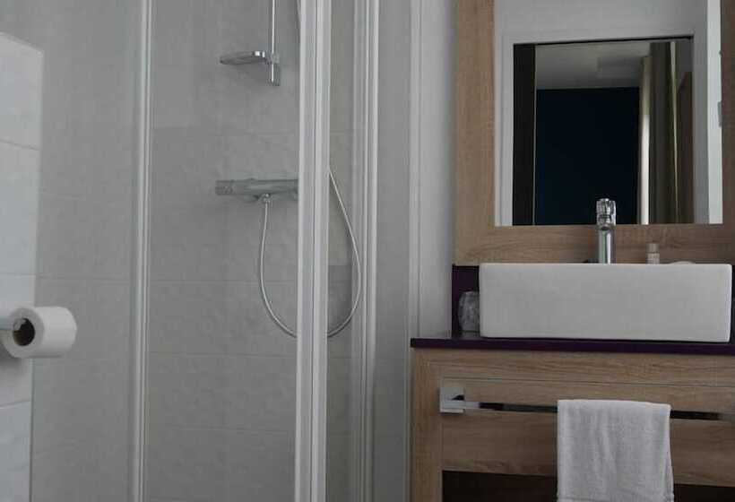 בית מלון כפרי Grand Hôtel Brive