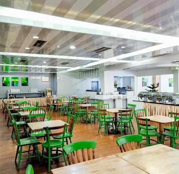 هتل Grand Nanggroe