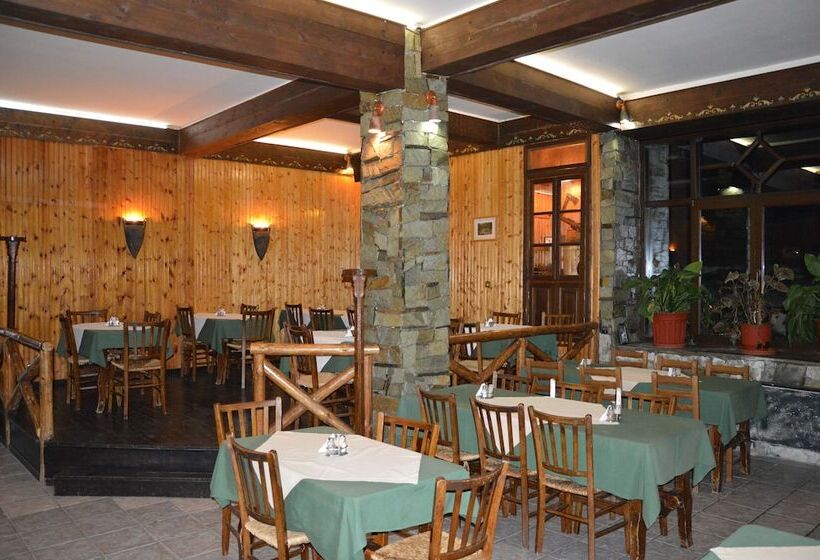 בית מלון כפרי Hani Zisi