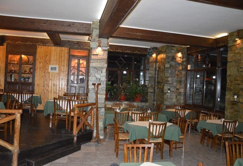 בית מלון כפרי Hani Zisi