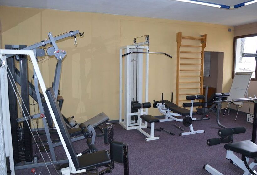 בית מלון כפרי Hani Zisi