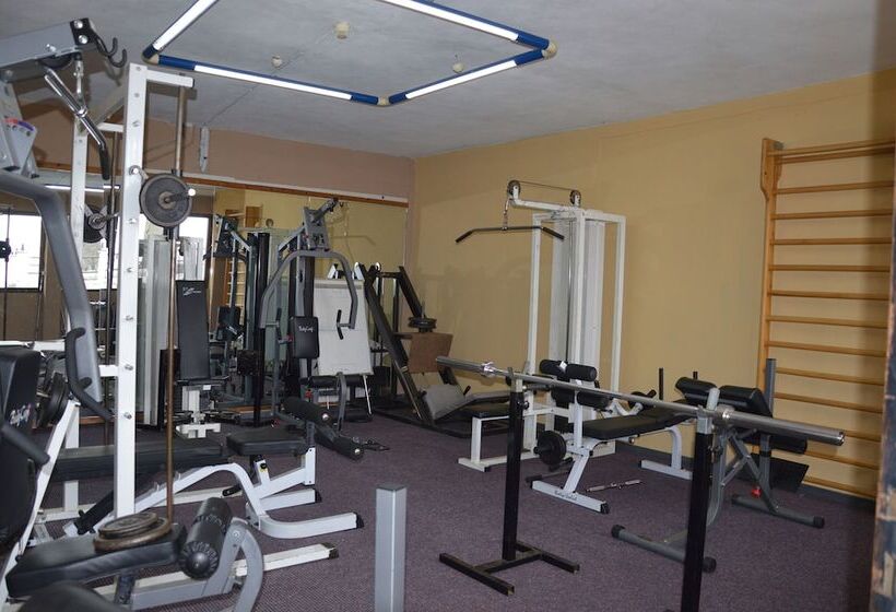 בית מלון כפרי Hani Zisi