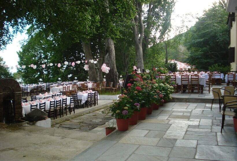 בית מלון כפרי Hani Zisi