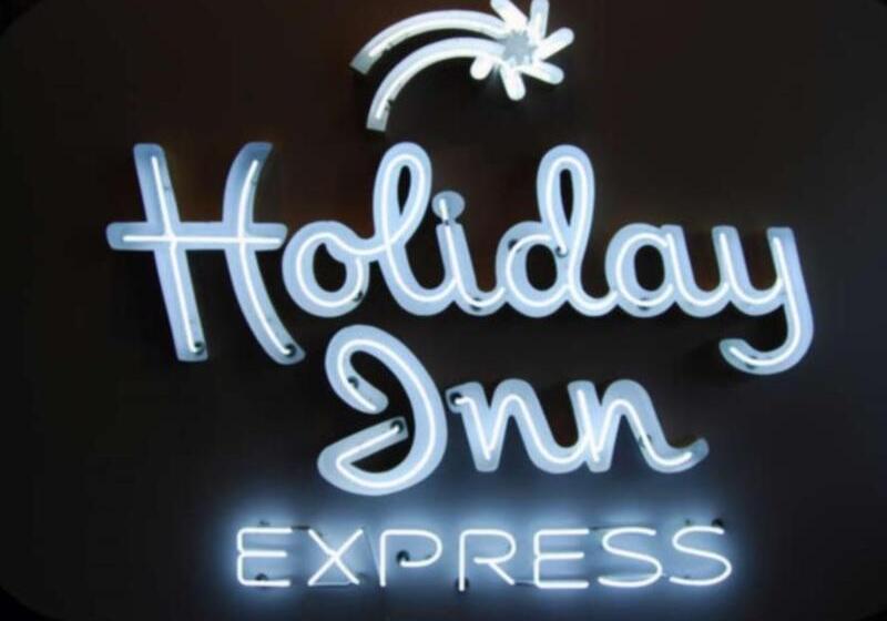 Holiday Inn Express Hotel & Suites Hot Springs, An Ihg
