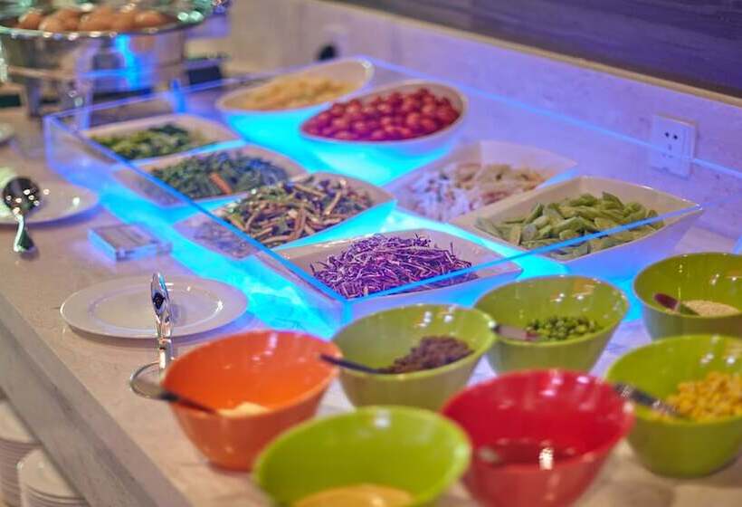 호텔 Holiday Inn Express Baoji City Centre, An Ihg