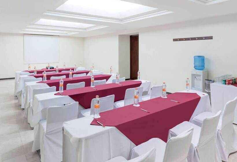 فندق Holiday Inn Express Culiacan, An Ihg