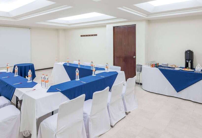 فندق Holiday Inn Express Culiacan, An Ihg