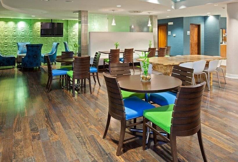 فندق Holiday Inn Express Indianapolis  Fishers, An Ihg
