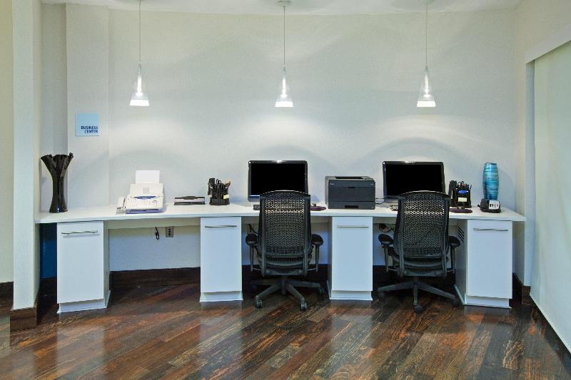 فندق Holiday Inn Express Indianapolis  Fishers, An Ihg