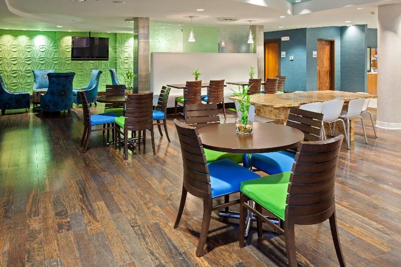 فندق Holiday Inn Express Indianapolis  Fishers, An Ihg