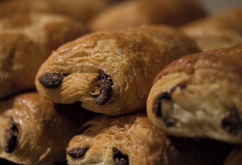 בית מלון כפרי Holiday Inn Express Middlesbrough   Centre Square, An Ihg