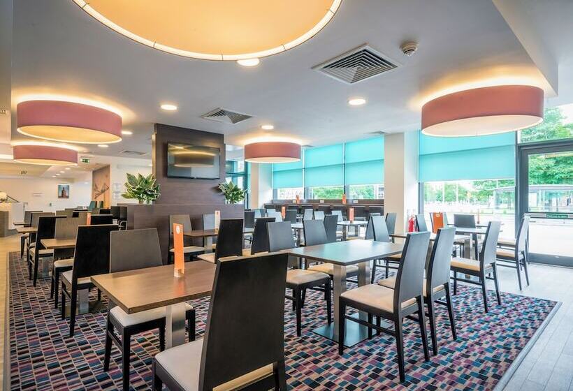 בית מלון כפרי Holiday Inn Express Middlesbrough   Centre Square, An Ihg