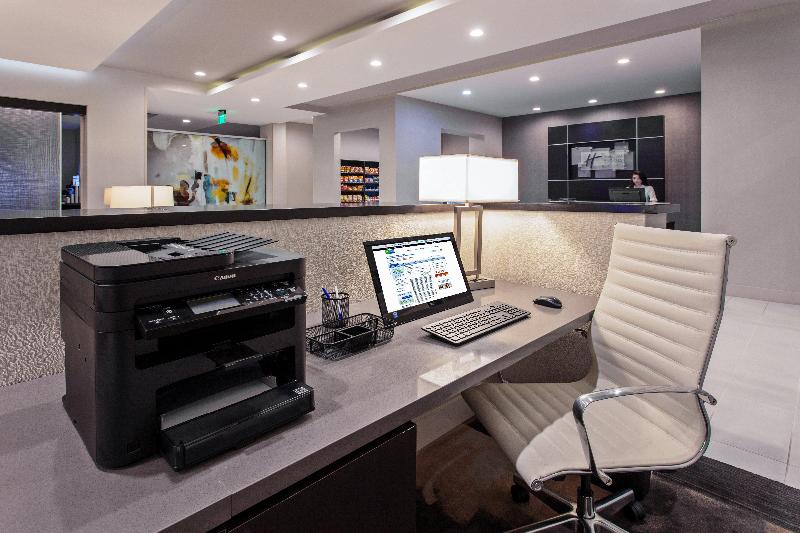 בית מלון כפרי Holiday Inn Express & Suites Anaheim Resort Area, An Ihg