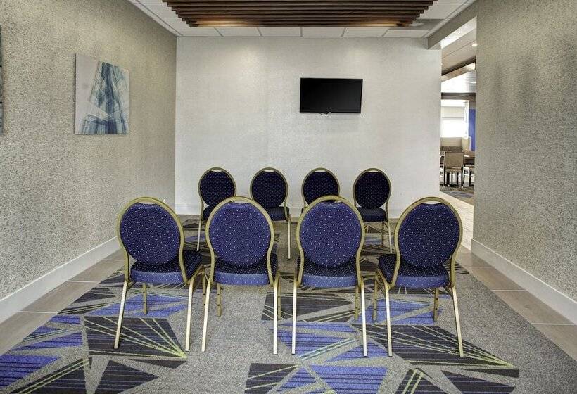 בית מלון כפרי Holiday Inn Express & Suites Coldwater, An Ihg