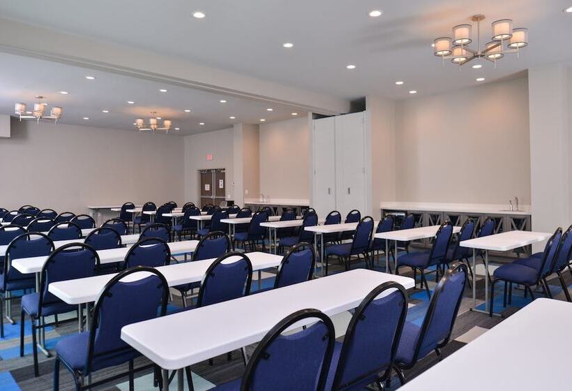 فندق Holiday Inn Express & Suites Houston E   Pasadena By Ihg