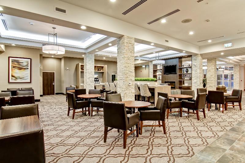 فندق Holiday Inn Express & Suites Oshawa Downtown   Toronto Area, An Ihg