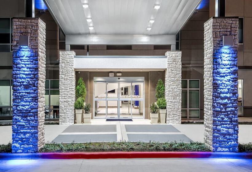 Отель Holiday Inn Express & Suites Round Rock   Austin N, An Ihg