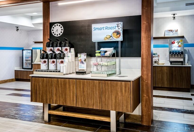 Отель Holiday Inn Express & Suites Round Rock   Austin N, An Ihg