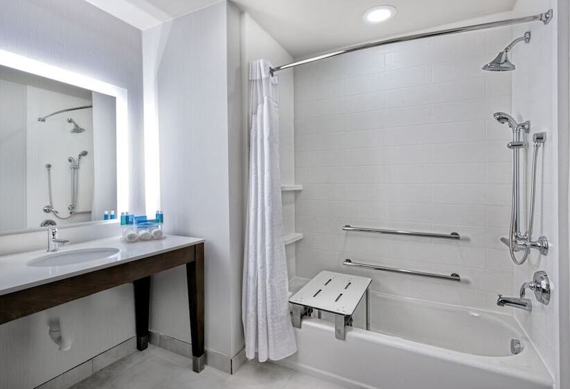 Отель Holiday Inn Express & Suites Round Rock   Austin N, An Ihg